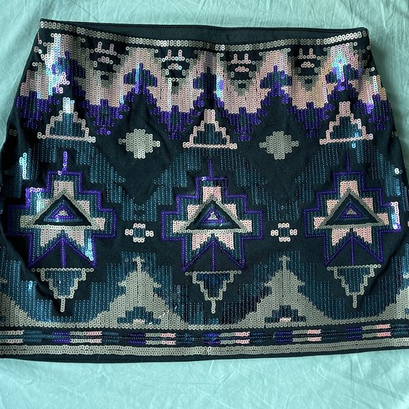 Express Sequins Aztec Pattern Mini Skirt - Picture 1 of 2